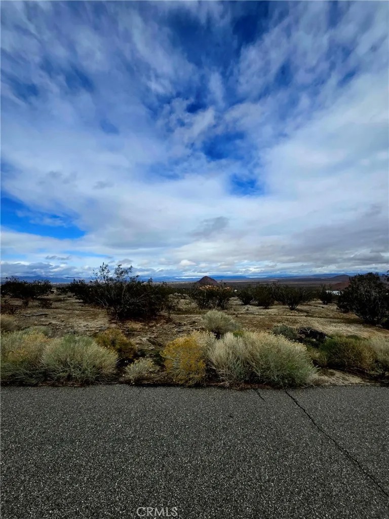 1 Twinn Buttes Avenue