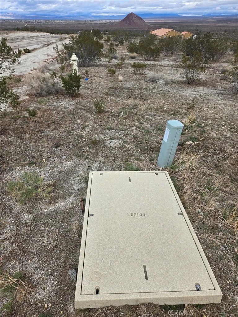 1 Twinn Buttes Avenue