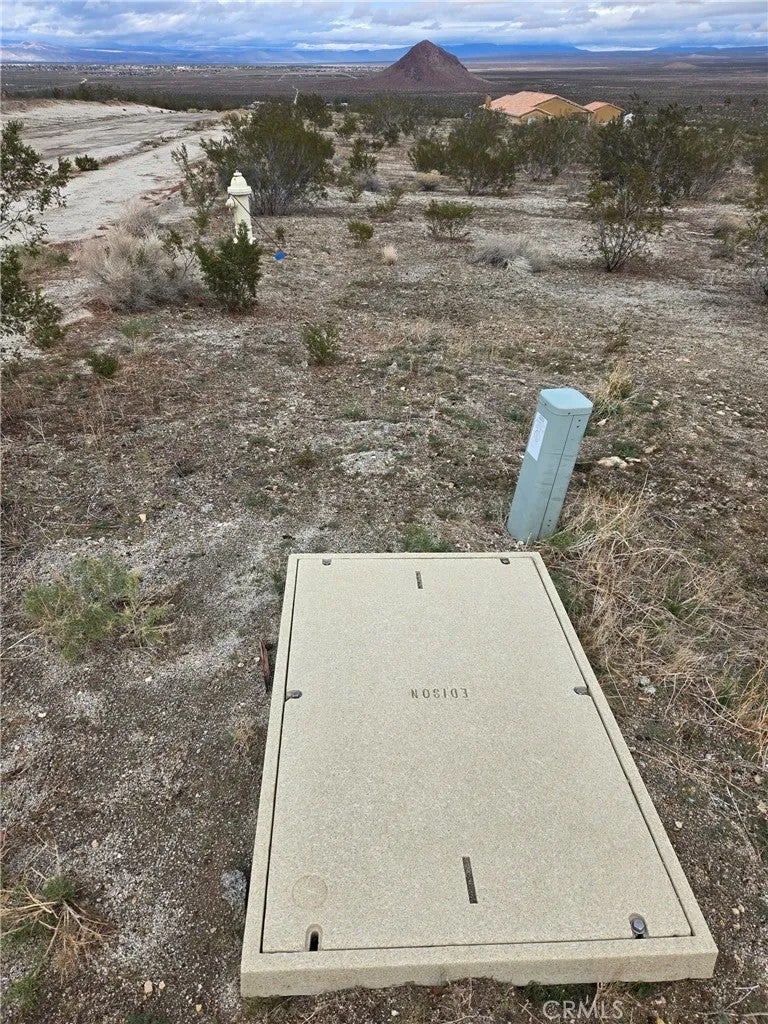1 Twinn Buttes Avenue