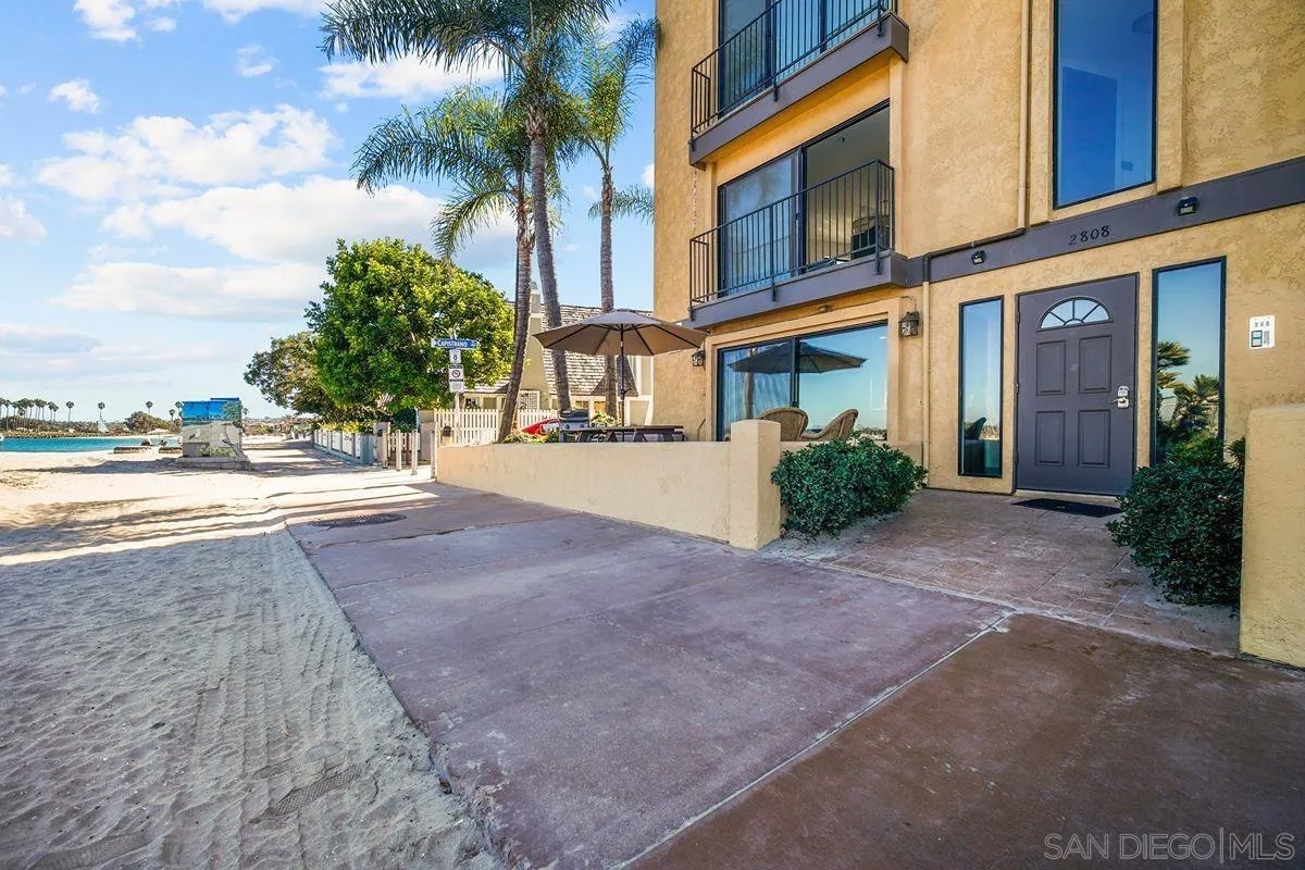 2808 Bayside Walk Unit B