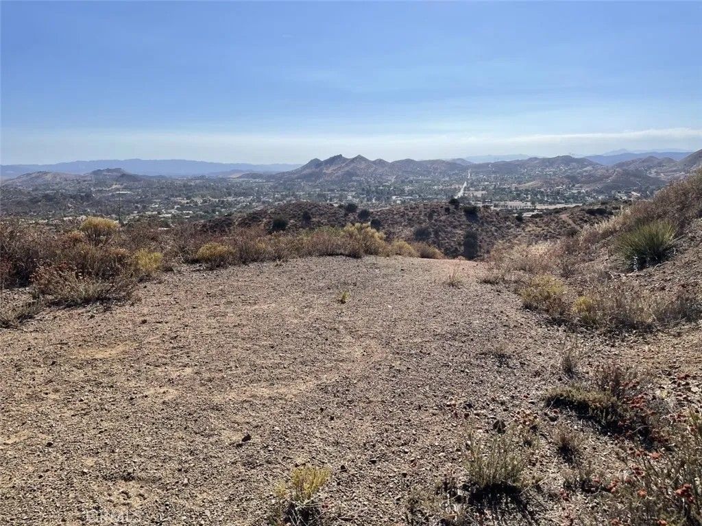 Photo of 0 Vac/Vic Brownlow Rd/Hanawalt Rd, Agua Dulce, CA 91350 (MLS # TR26009131)