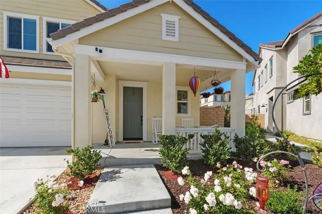 Photo of 39707 Kalmia Way, Temecula, CA 92591 (MLS # SW26033774)