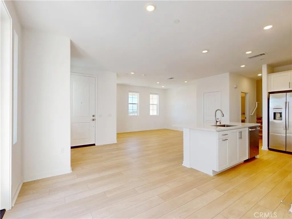 Photo of 8421 Gabrielino Court, Rancho Cucamonga, CA 91730 (MLS # AR26071821)