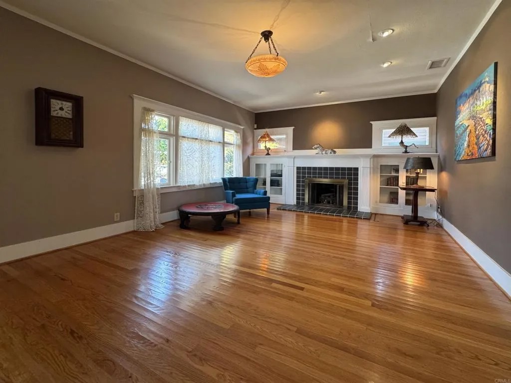 1329 Fort Stockton Dr
