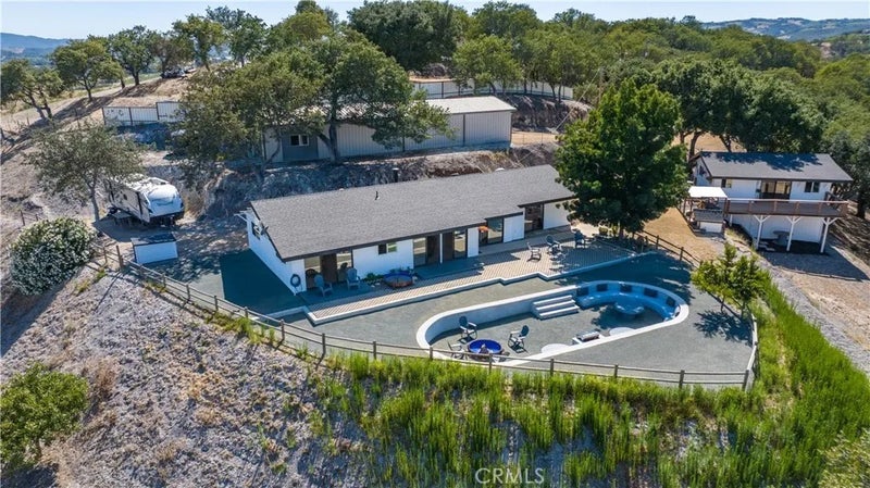 840 Madrone