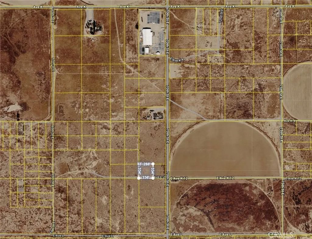 Photo of 6900 E Ave K12, Lancaster, CA 93535 (MLS # SR26035404)