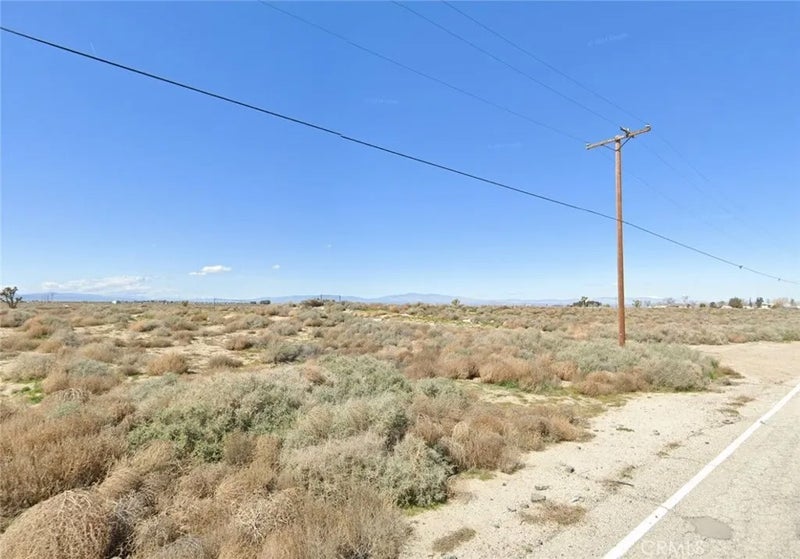 6900 E Ave K12