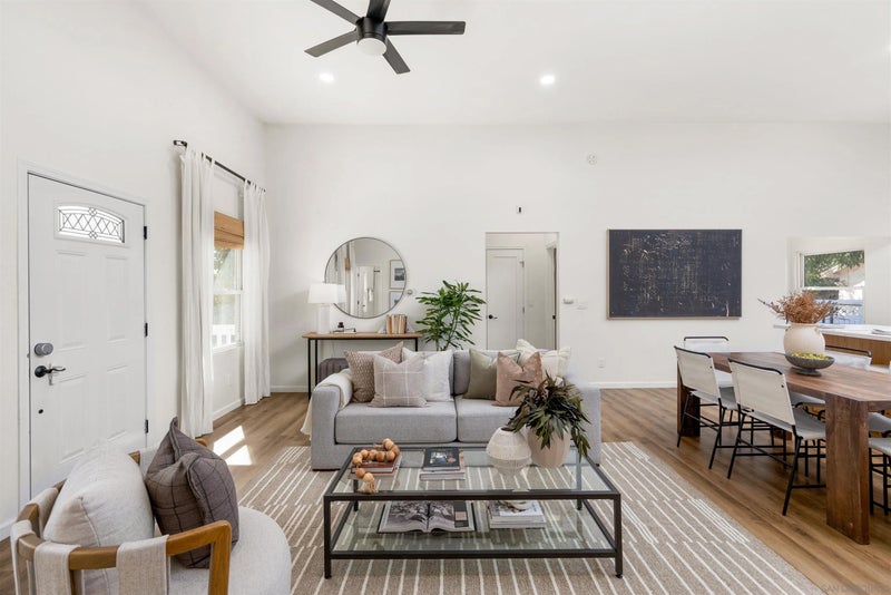 5076 E Mountain View Dr.