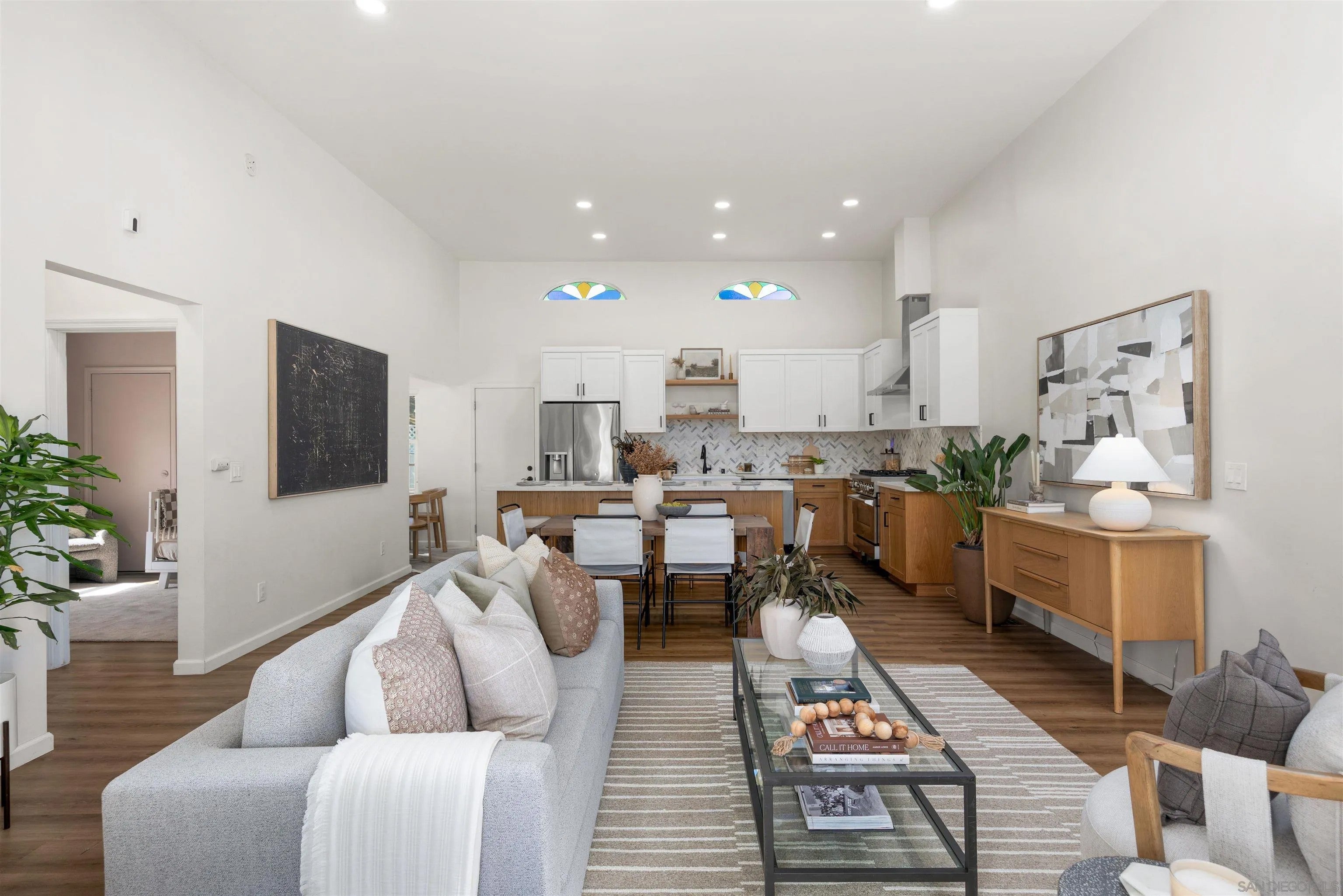 5076 E Mountain View Dr.