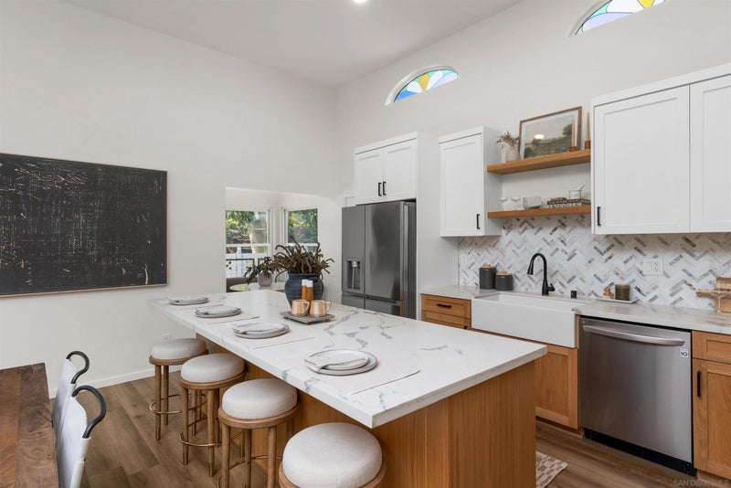 5076 E Mountain View Dr.
