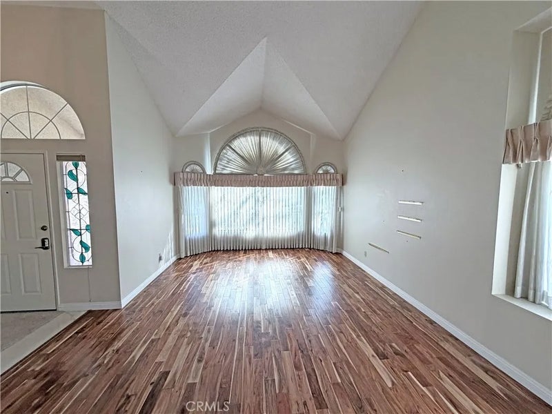 1349 Fairway Oaks
