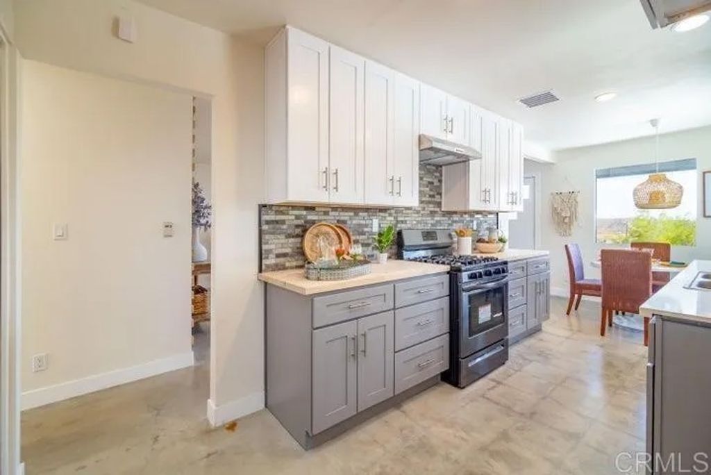 Photo of 61455 Adobe Dr, Joshua Tree, CA 92252 (MLS # PTP2600895)