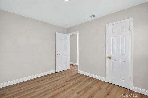 Tiny photo for 18222 10th St, Bloomington, CA 92316 (MLS # CV25244232)