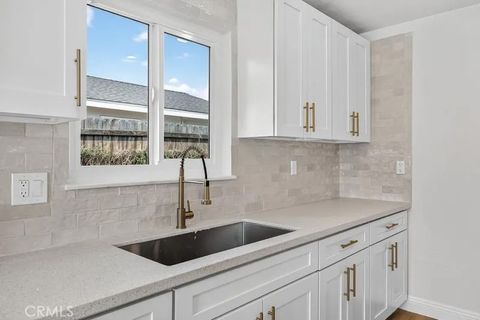Tiny photo for 18222 10th St, Bloomington, CA 92316 (MLS # CV25244232)