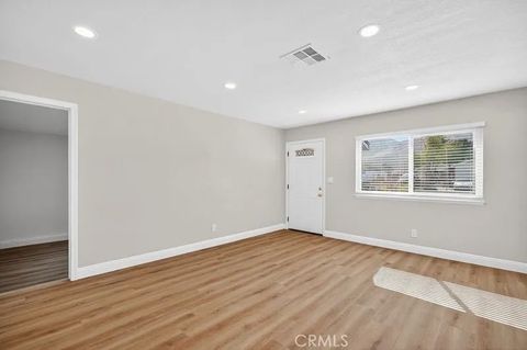 Tiny photo for 18222 10th St, Bloomington, CA 92316 (MLS # CV25244232)