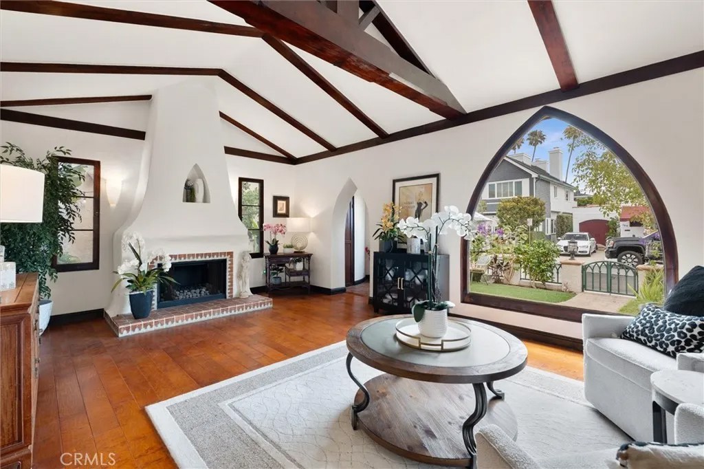 159 Claremont