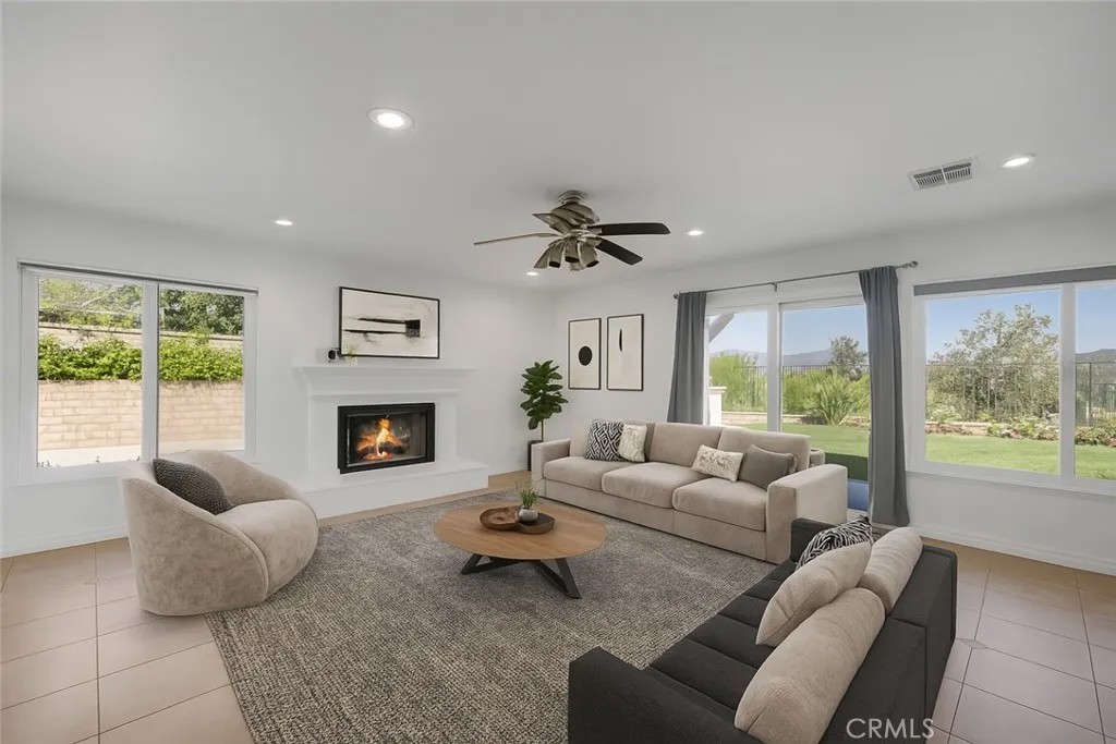 25378 Cariz Drive