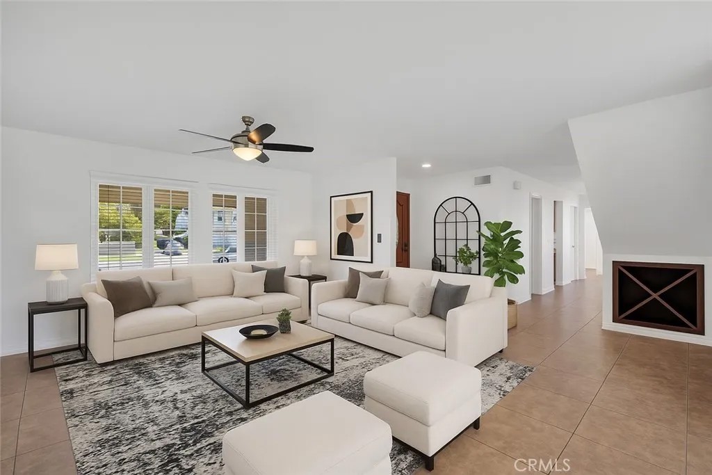 25378 Cariz Drive