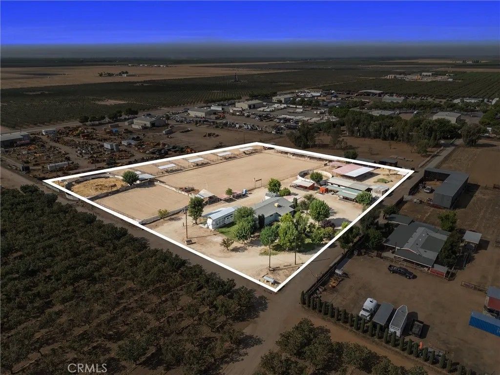 Photo of 30751 Sharp Way, Shafter, CA 93263 (MLS # NS26063926)