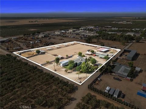 Photo of 30751 Sharp Way, Shafter, CA 93263 (MLS # NS26063926)