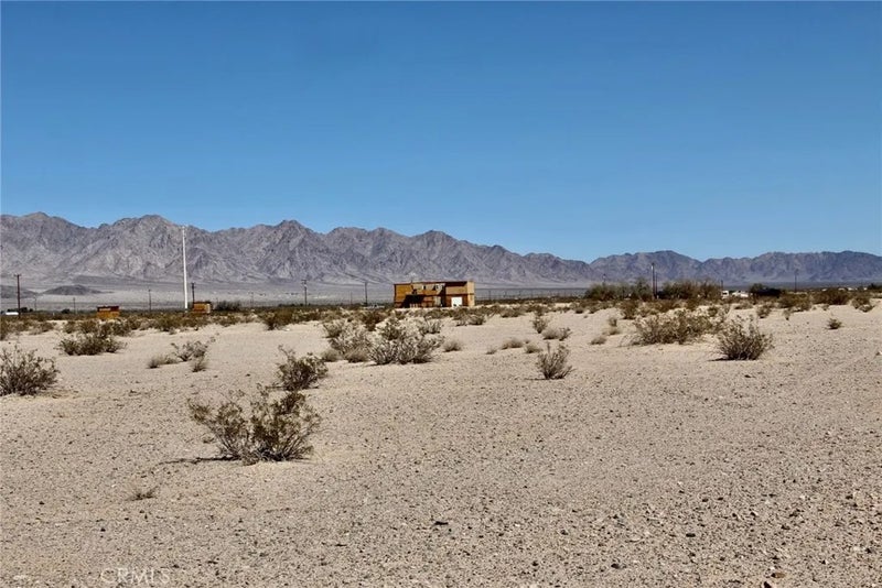 6281811 Amboy