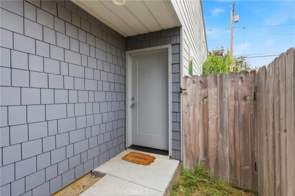 243 E Home