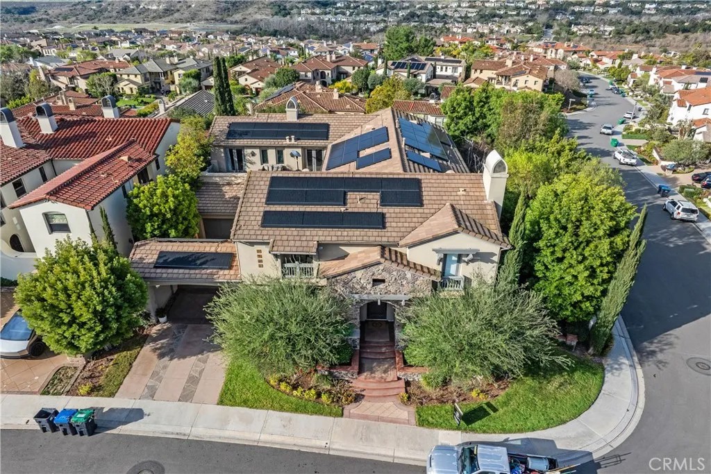 1 Running Brook Drive