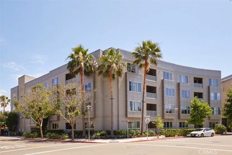 Photo of 21 Gramercy #416, Irvine, CA 92612 (MLS # OC26038393)