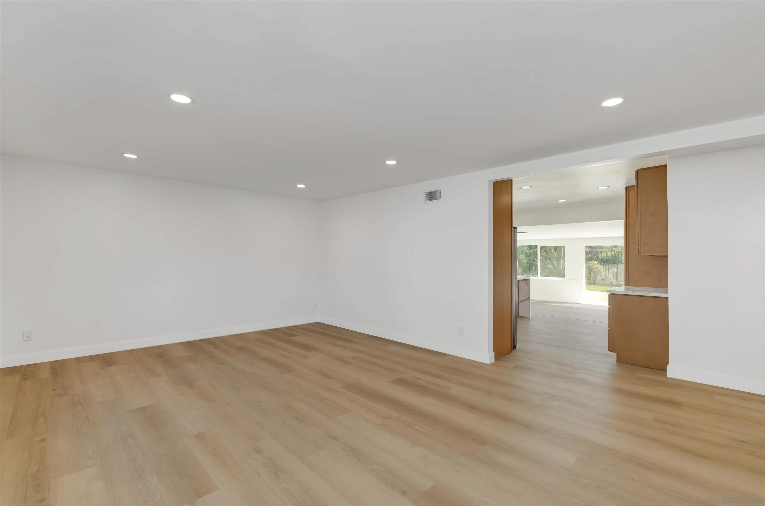 5657 Red River Dr.