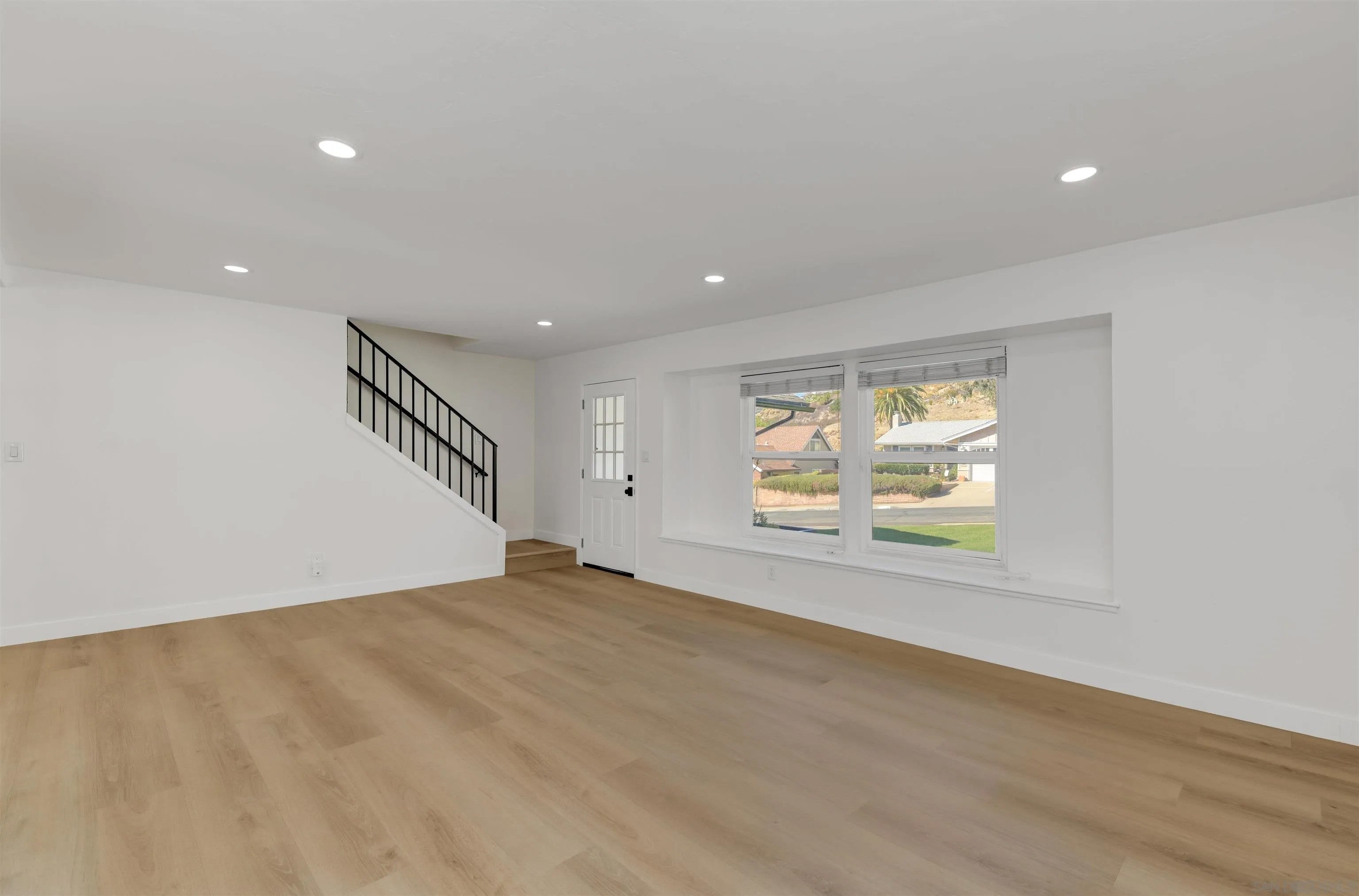 5657 Red River Dr.