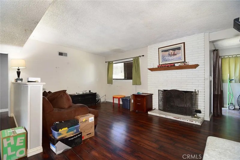 14913 Hubbard