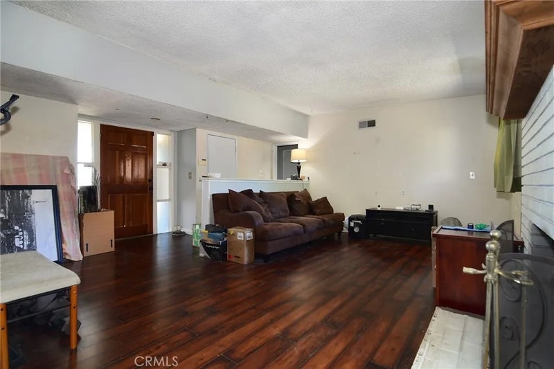 14913 Hubbard