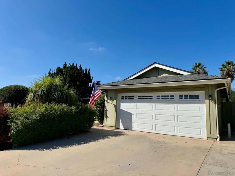 931 SUMMERFIELD PL.