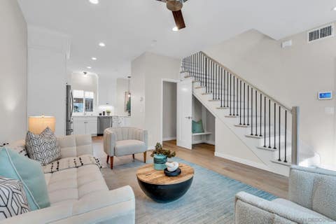 Photo of 1345 Holly Ave, Imperial Beach, CA 91932 (MLS # 260018746)