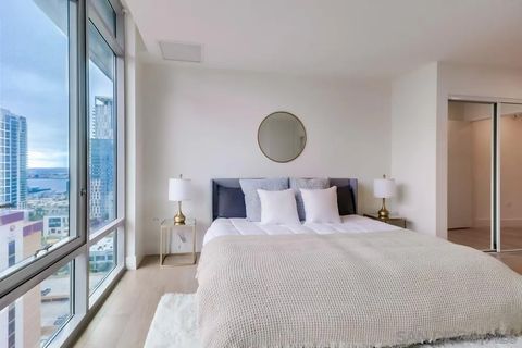 Tiny photo for 425 W Beech St #1706, San Diego, CA 92101 (MLS # 250039413)