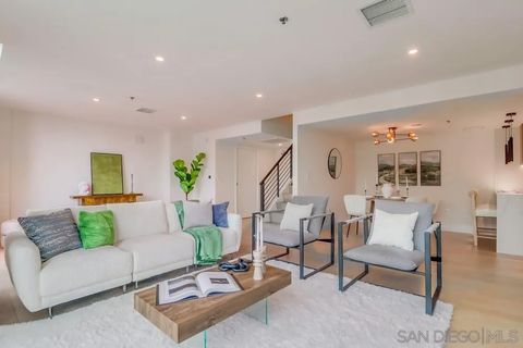 Tiny photo for 425 W Beech St #1706, San Diego, CA 92101 (MLS # 250039413)