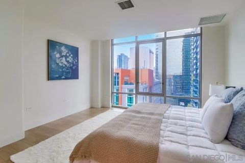 Tiny photo for 425 W Beech St #1706, San Diego, CA 92101 (MLS # 250039413)