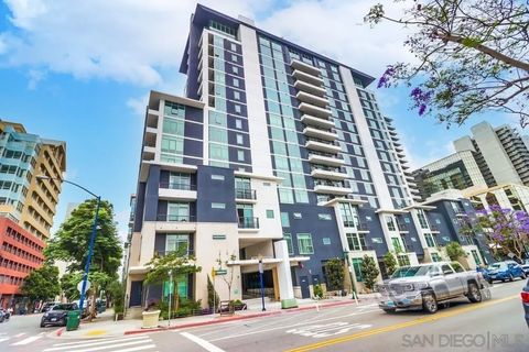Tiny photo for 425 W Beech St #1706, San Diego, CA 92101 (MLS # 250039413)