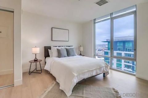 Tiny photo for 425 W Beech St #1706, San Diego, CA 92101 (MLS # 250039413)