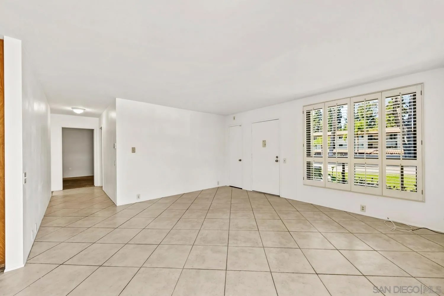 10705 Caminito Bravura