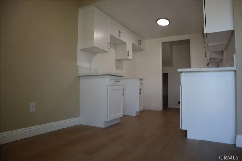 9047 Langdon 4