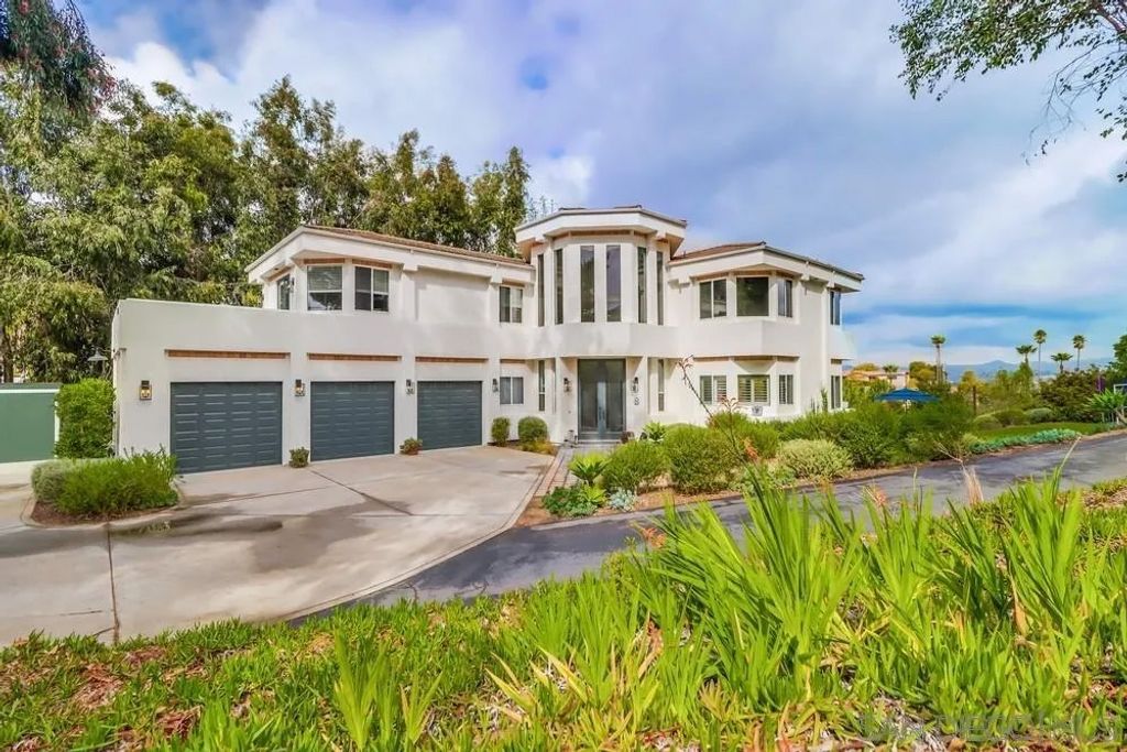 Photo of 1152 Via Conejo, Escondido, CA 92029 (MLS # 260001656)