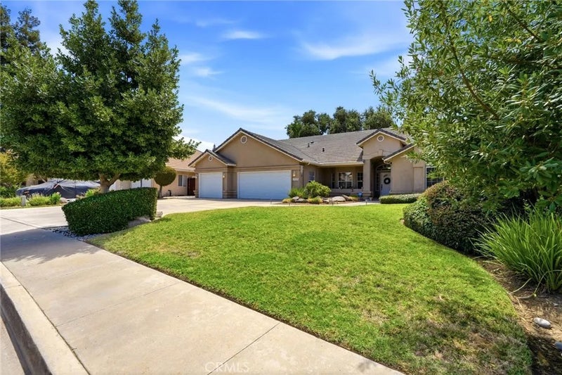 5535 W Vine Court