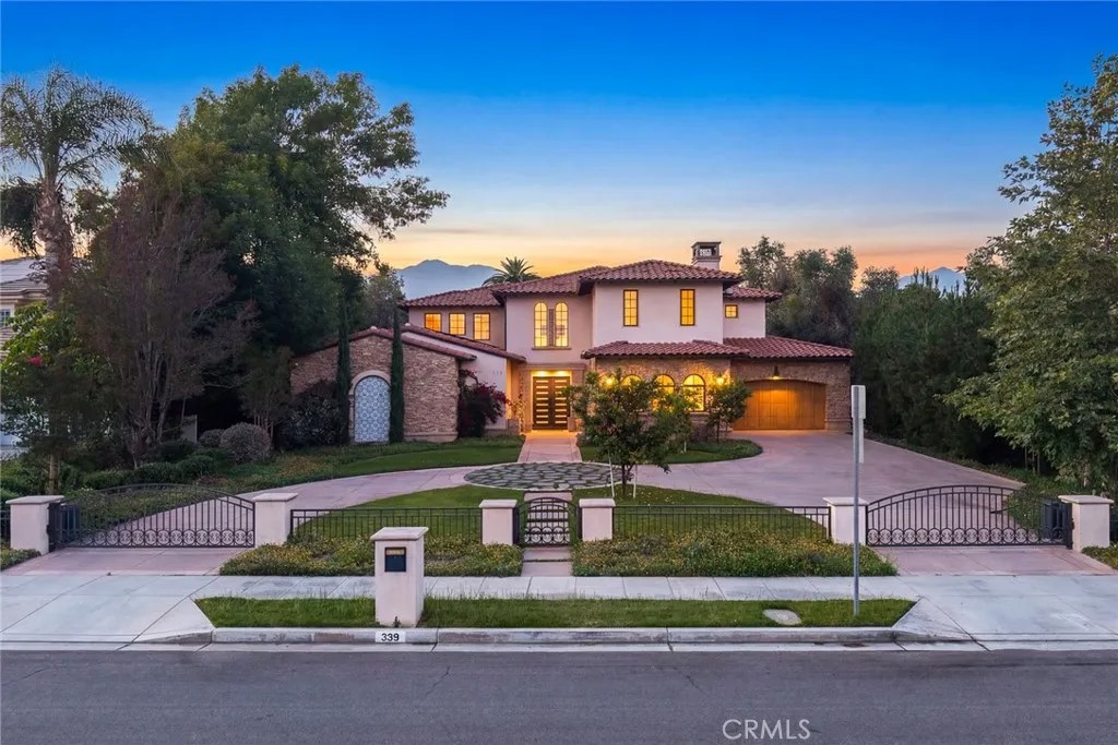 339 W Longden Avenue