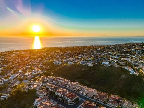 Tiny photo for 5448 Caminito Bayo, La Jolla, CA 92037 (MLS # 250045668)