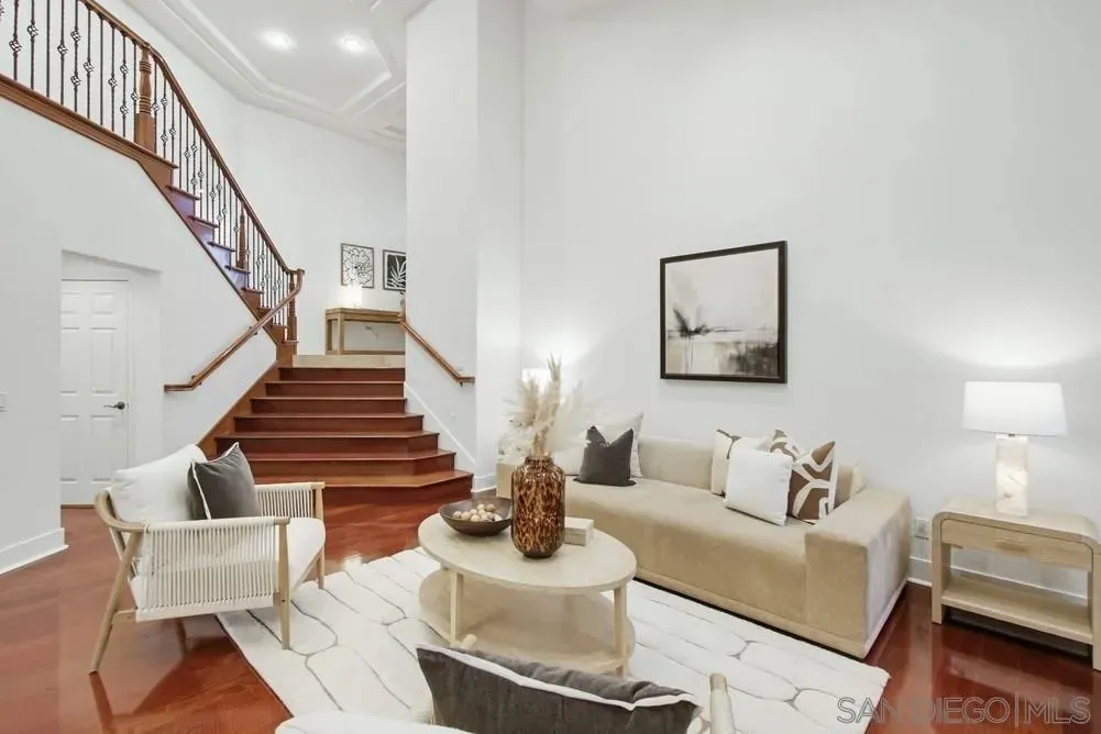 La Jolla, California 92037, United States, 3 Bedrooms Bedrooms, ,3 BathroomsBathrooms,Residential,Active,254419