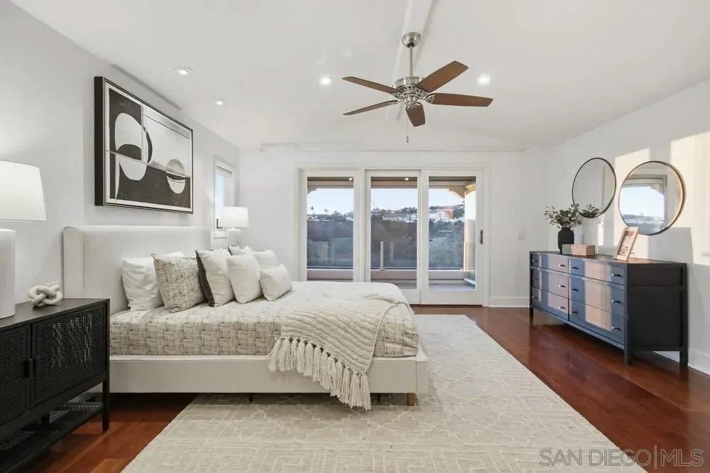 La Jolla, California 92037, United States, 3 Bedrooms Bedrooms, ,3 BathroomsBathrooms,Residential,Active,254419