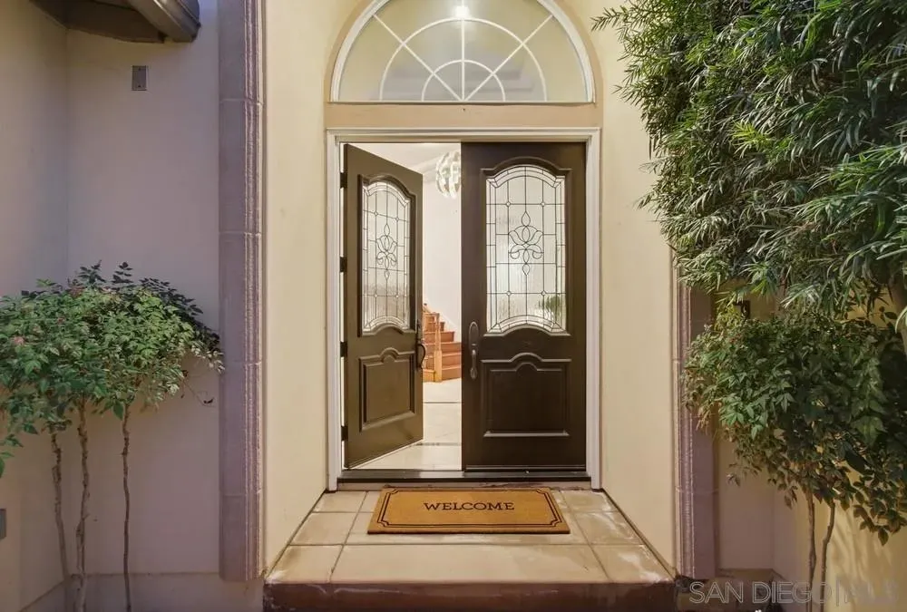 La Jolla, California 92037, United States, 3 Bedrooms Bedrooms, ,3 BathroomsBathrooms,Residential,Active,254419