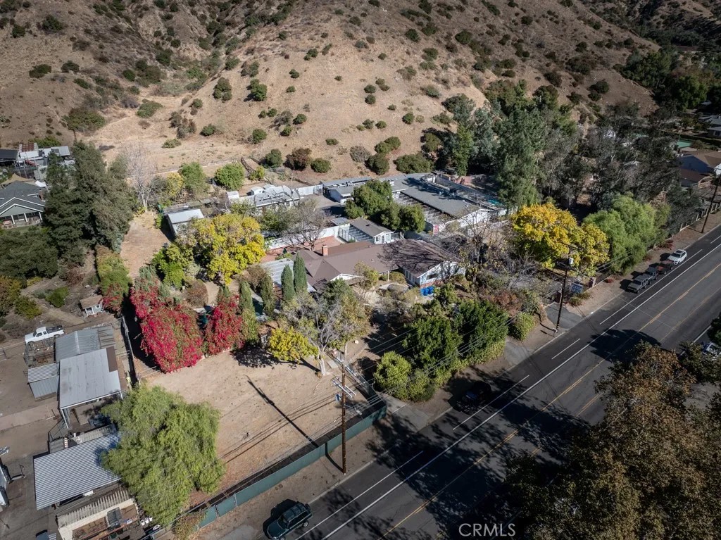 9501 La Tuna Canyon