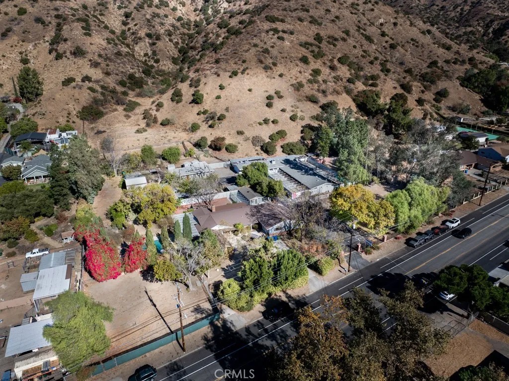 9501 La Tuna Canyon